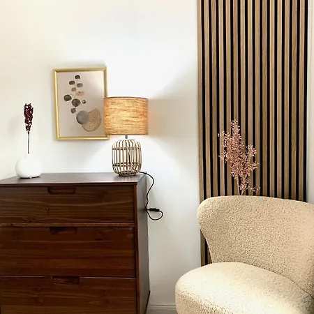 Apartman Cosy, Spacious, And *