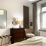 아파트 Cosy, Spacious, And