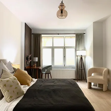 아파트 Cosy, Spacious, And *