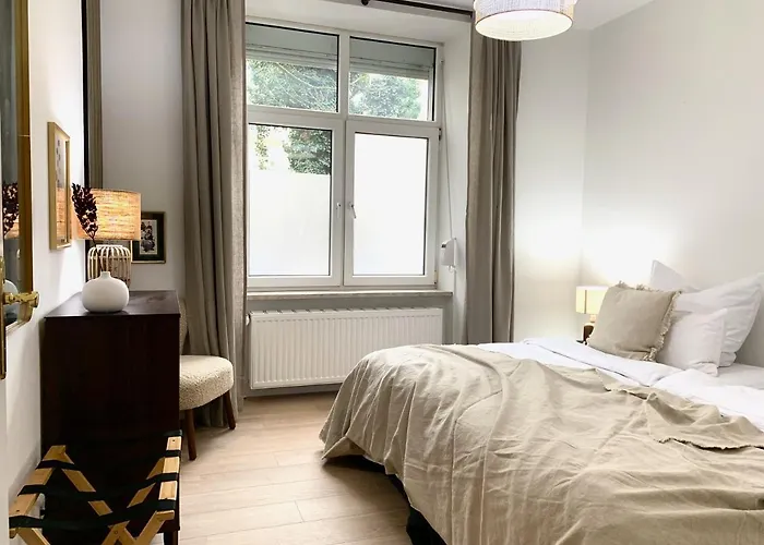 Cosy, Spacious, And Apartman Berlin